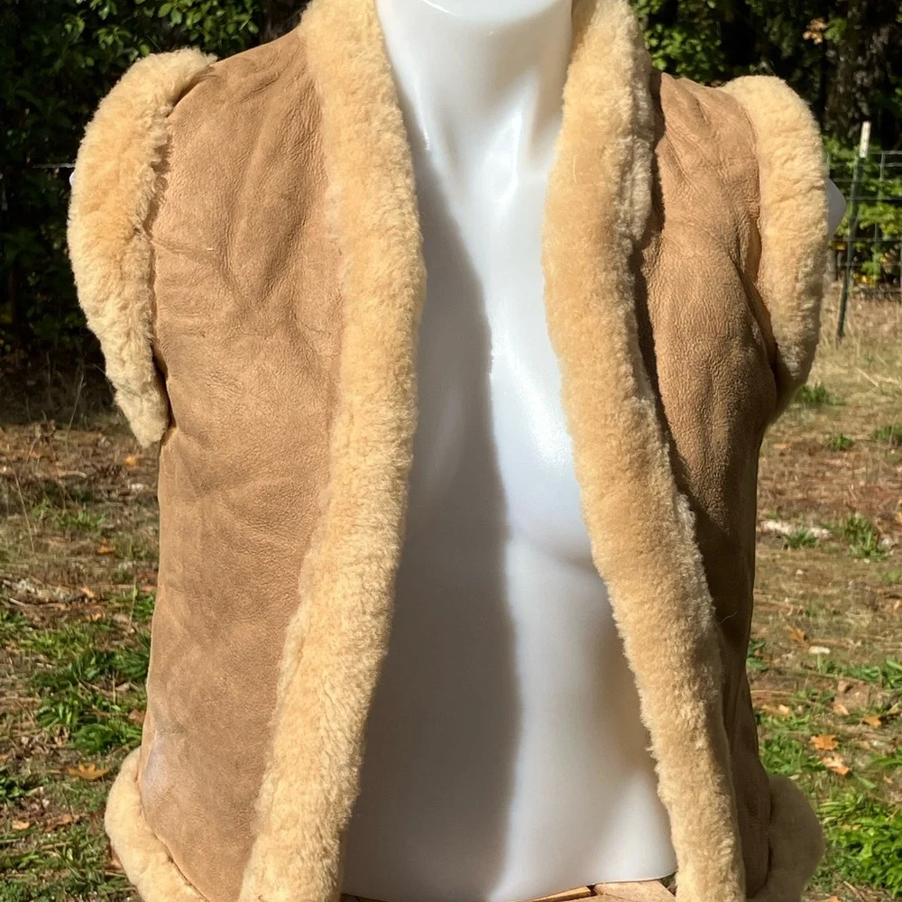Norm Thompson Sheep skin fleece vest vintage Oregon small - Picture 1 of 12